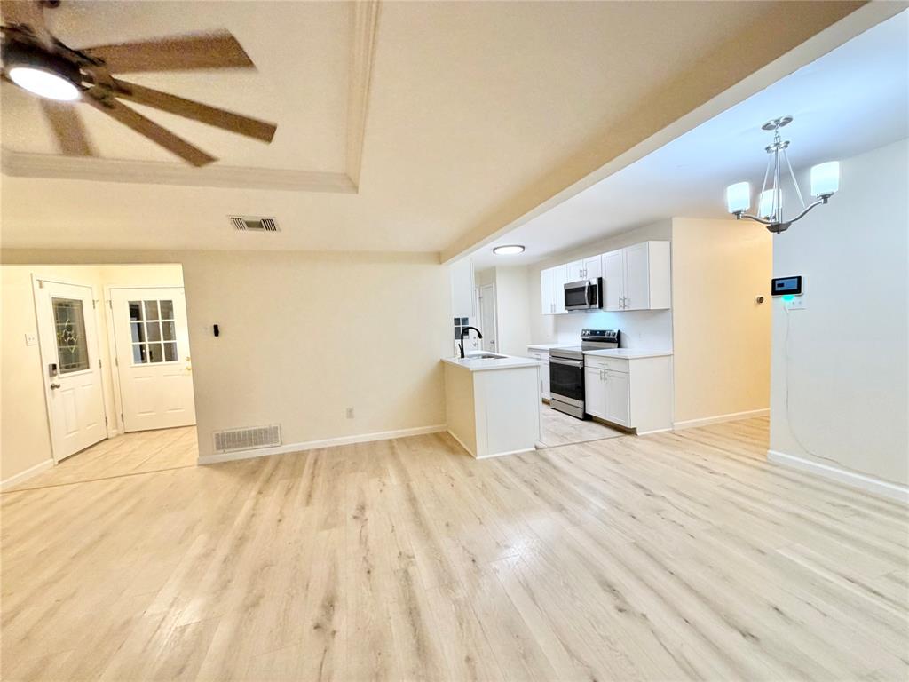 422 Jellison Boulevard