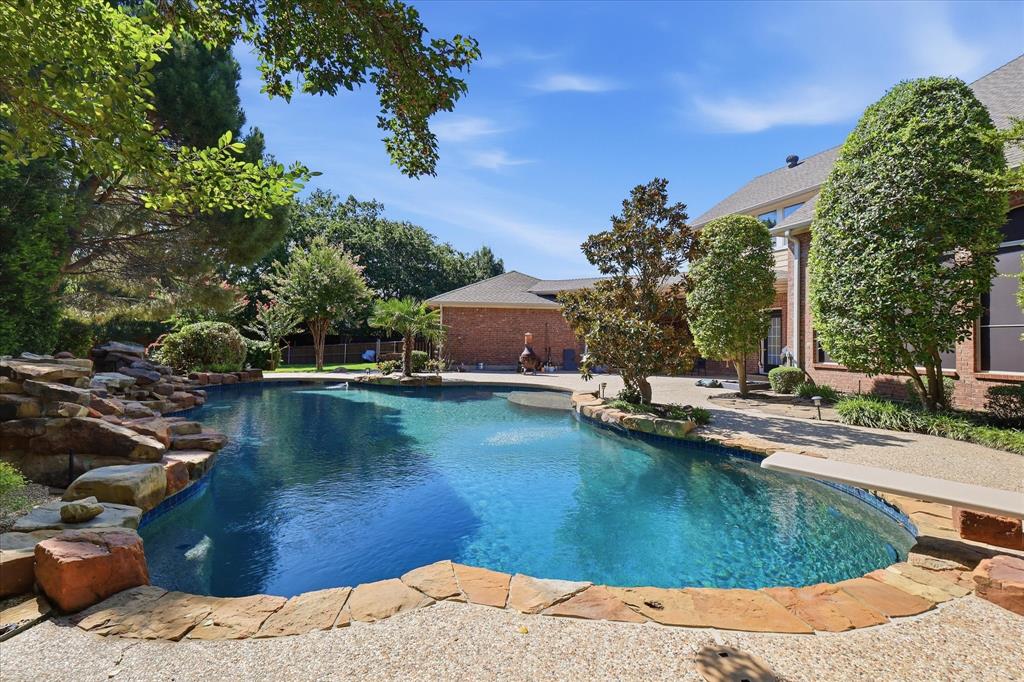 5320 Beacon Court