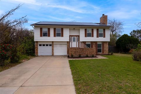 522 Royal Valley Road Grand Prairie TX 75052