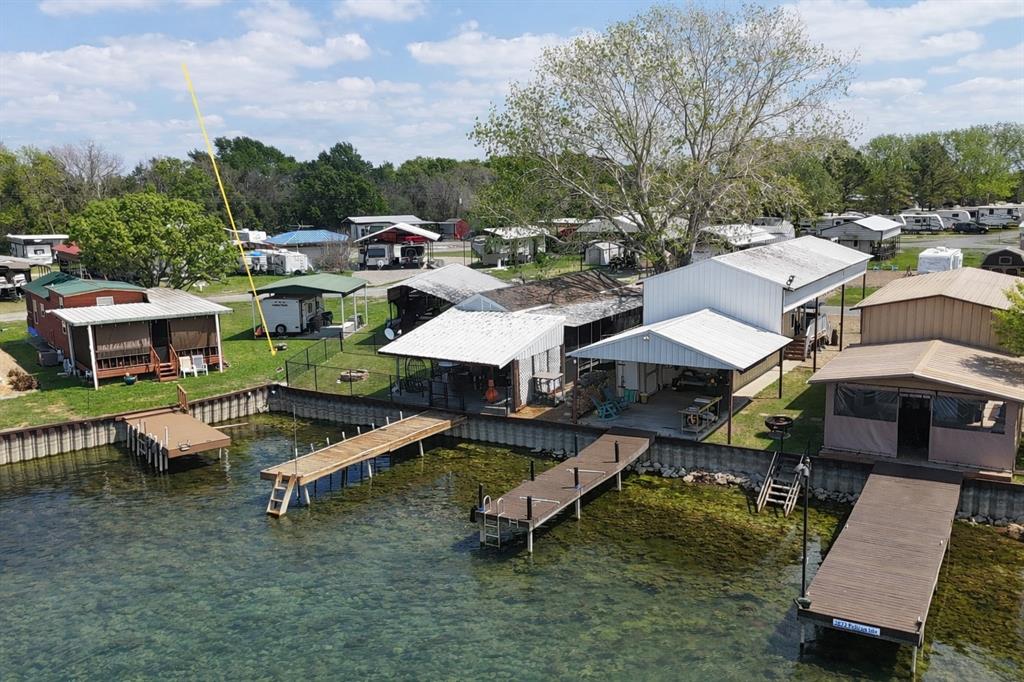 Pelican Isle - Land