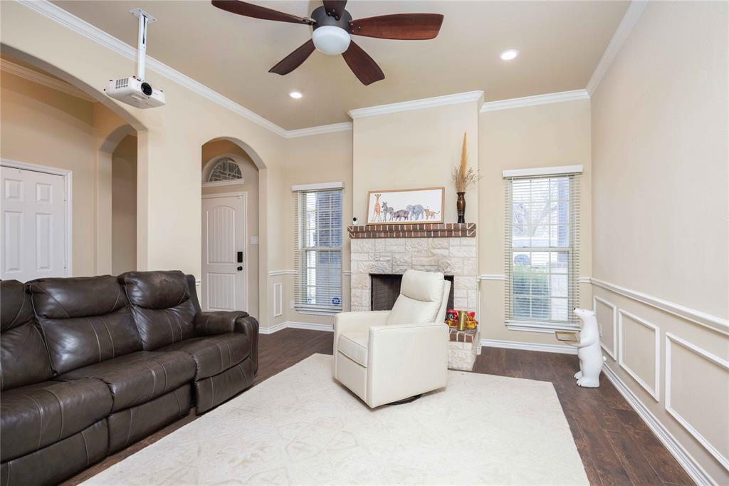 4511 W Lake Highlands Drive