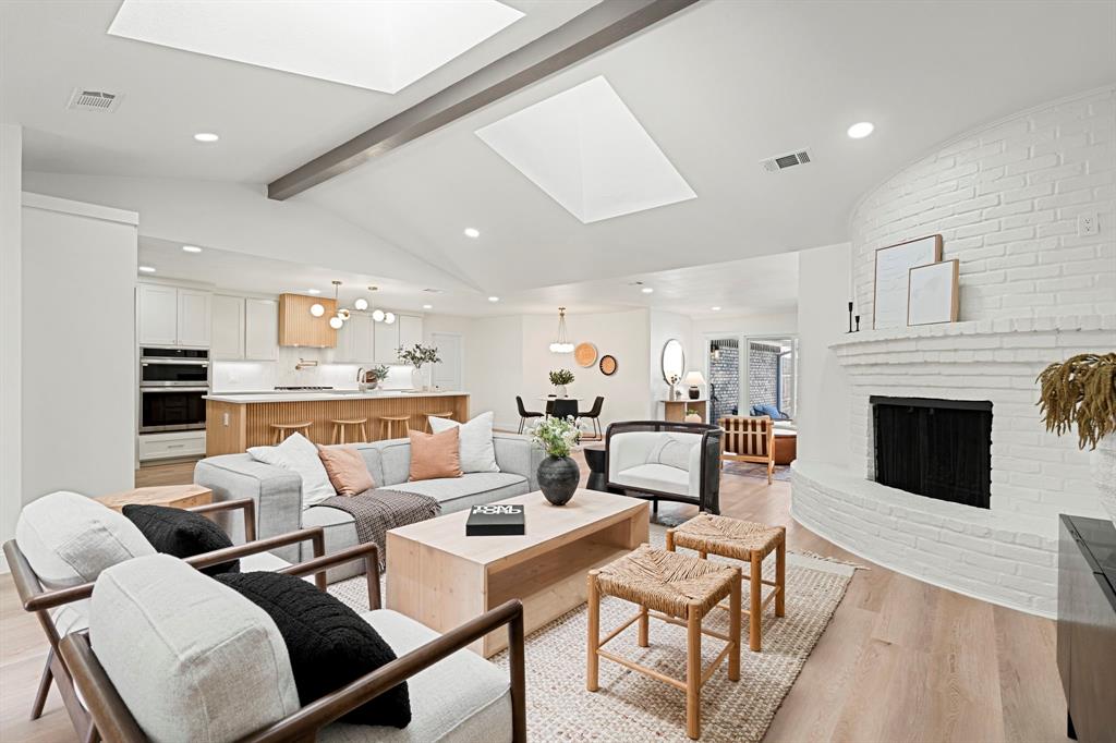 9376 Briarhurst Drive