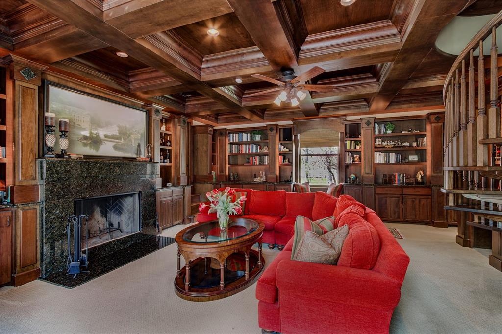 Pilot Knoll - Residential