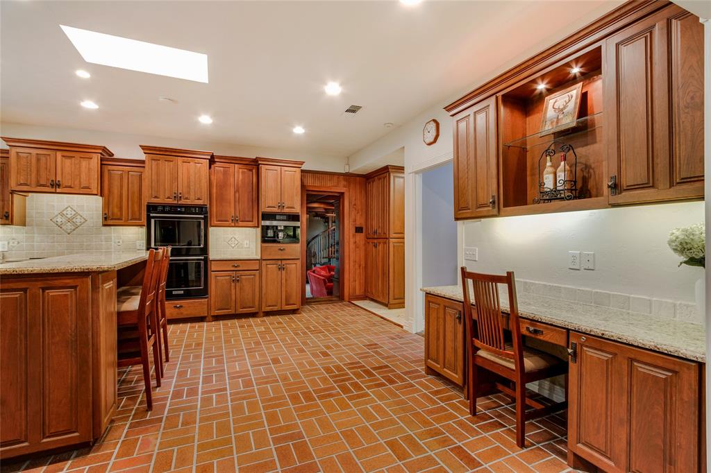 Pilot Knoll - Residential