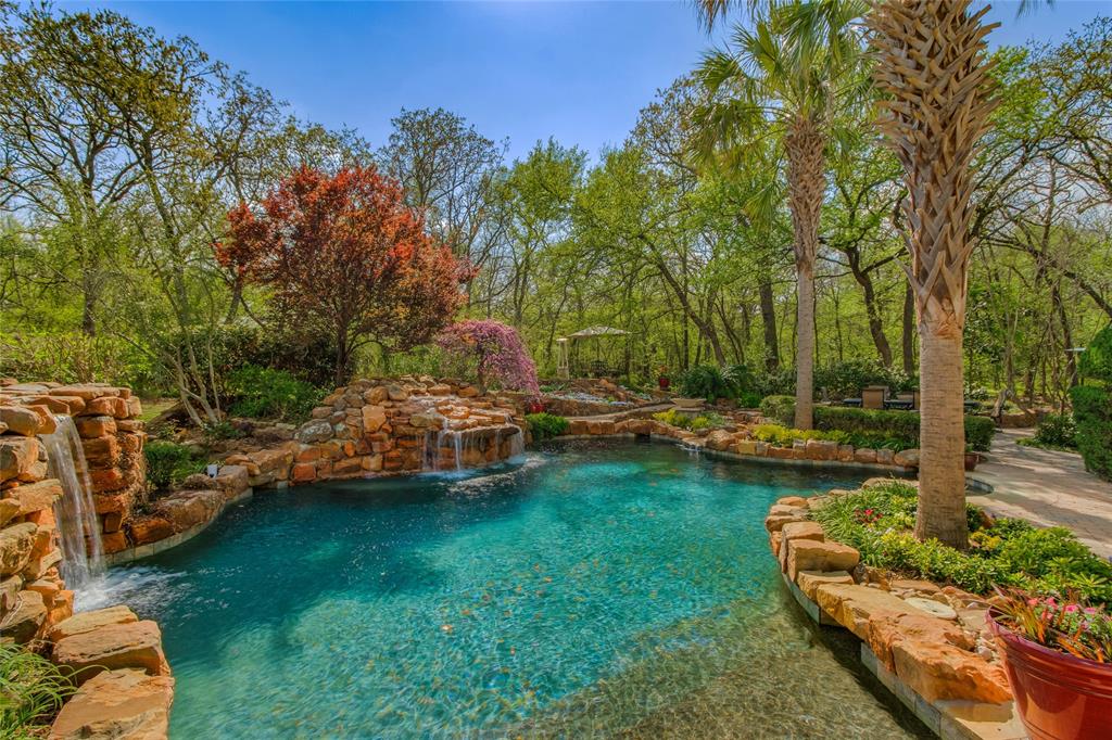 Pilot Knoll - Residential