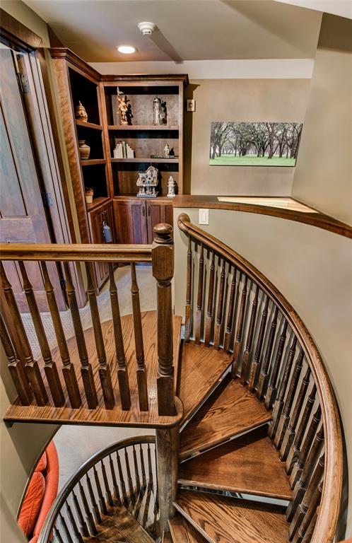 Pilot Knoll - Residential