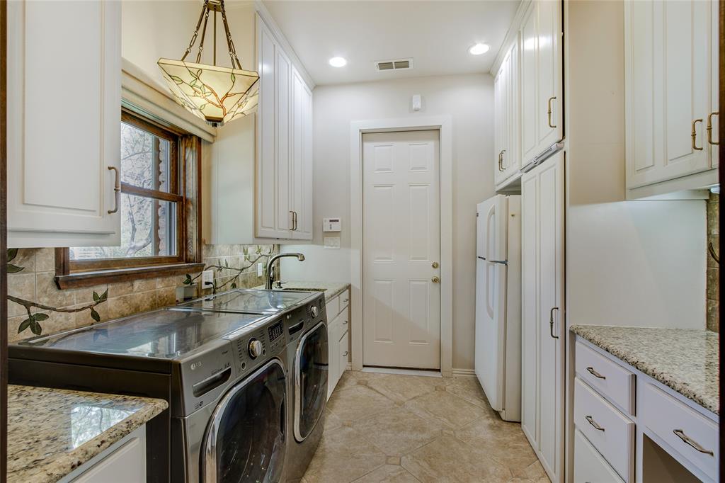 Pilot Knoll - Residential