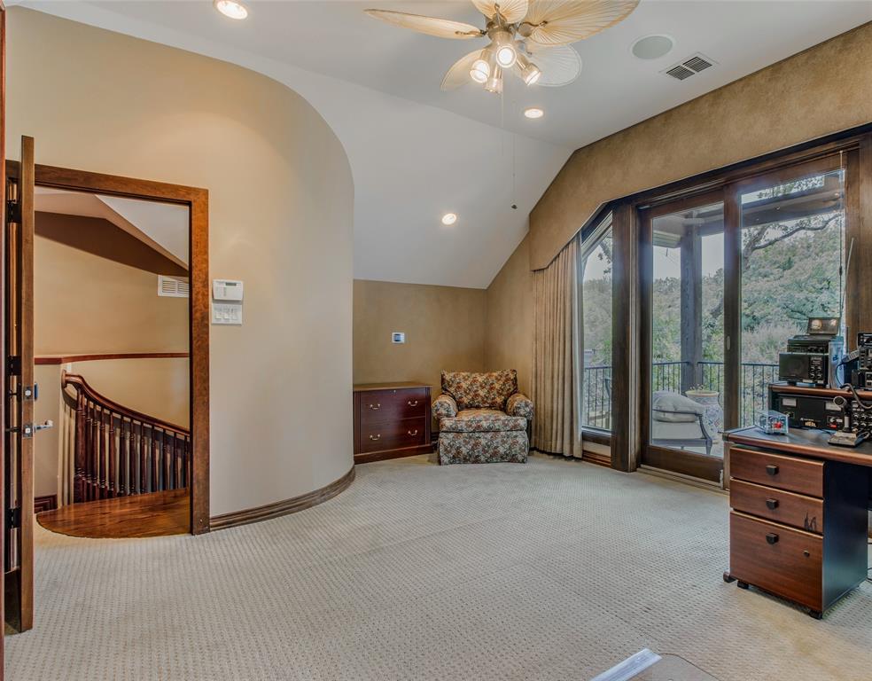 Pilot Knoll - Residential