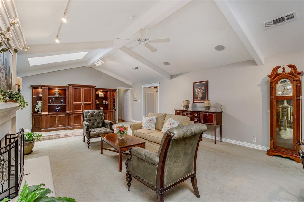 Pilot Knoll - Residential