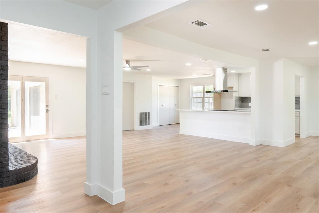 2010 Valley View Drive