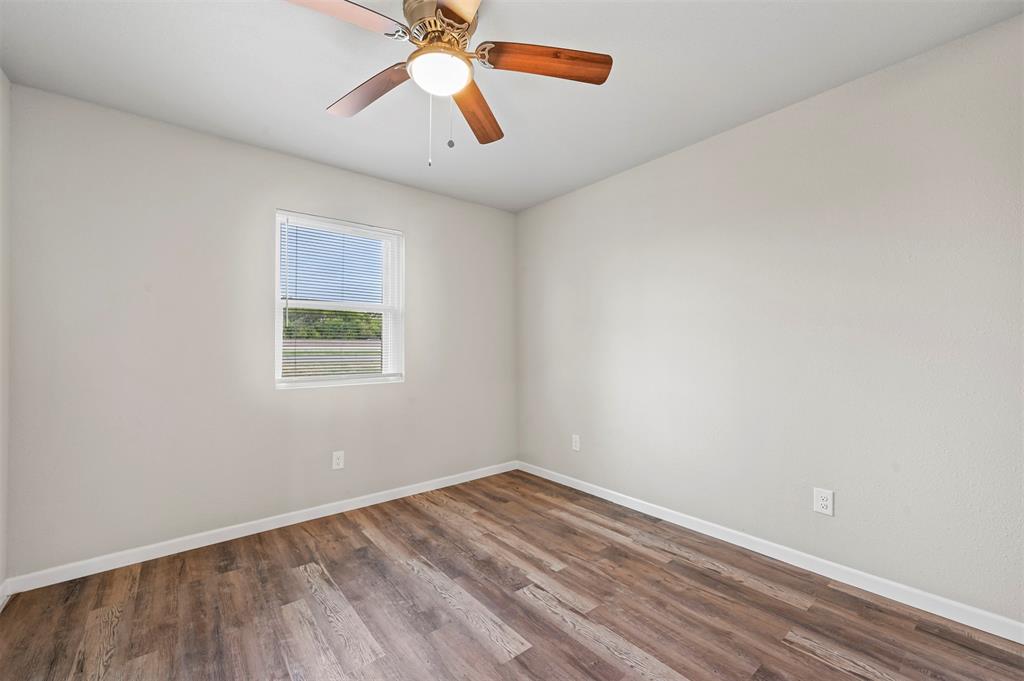 Van Alstyne Apartments - Residential Lease