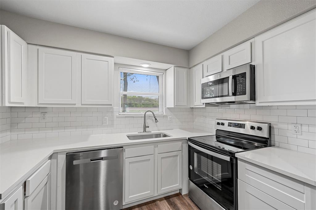 Van Alstyne Apartments - Residential Lease