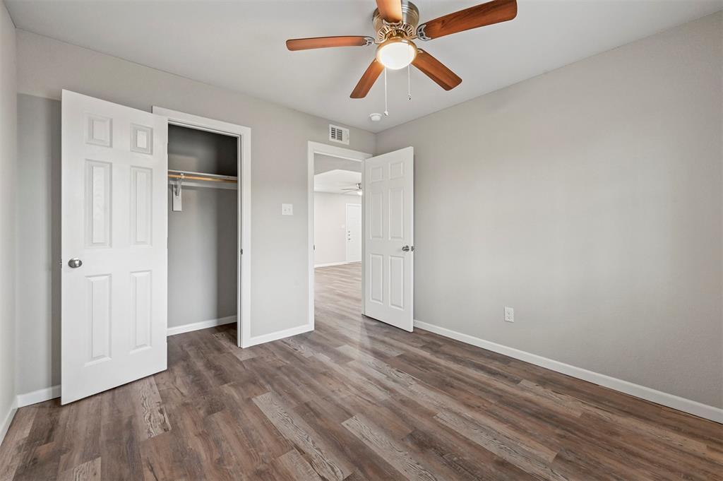 Van Alstyne Apartments - Residential Lease