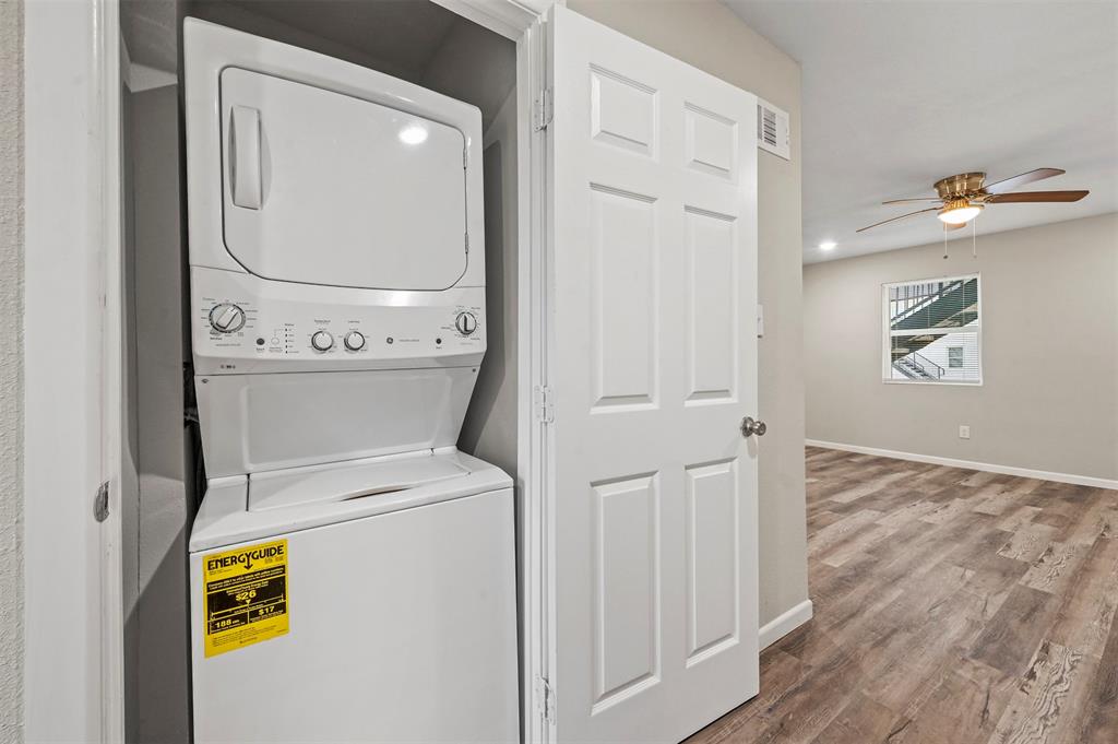 Van Alstyne Apartments - Residential Lease