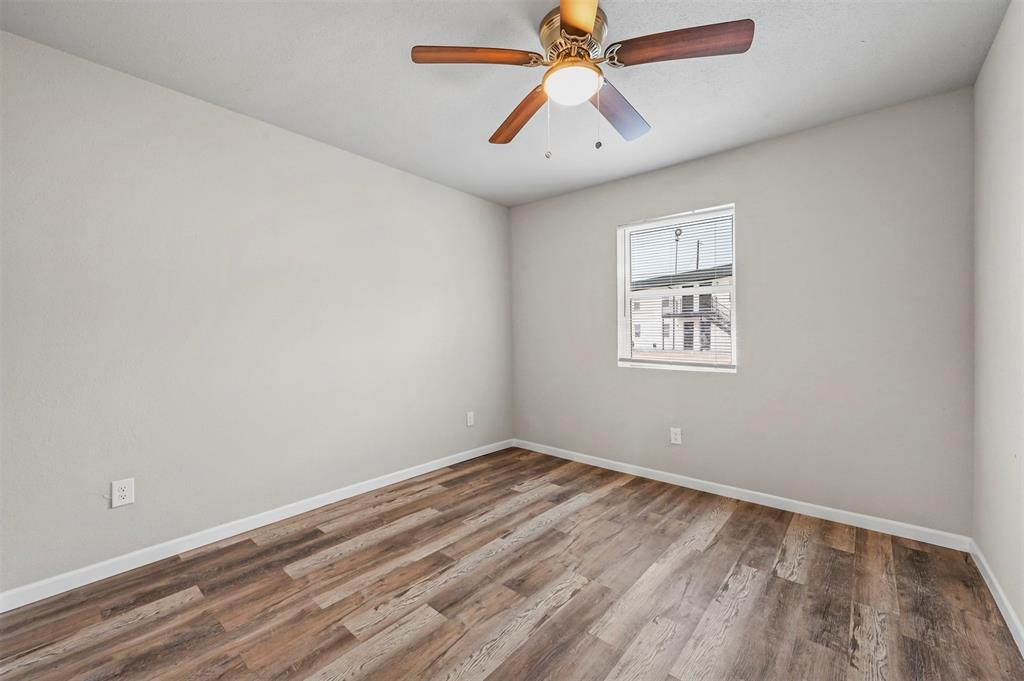 Van Alstyne Apartments - Residential Lease