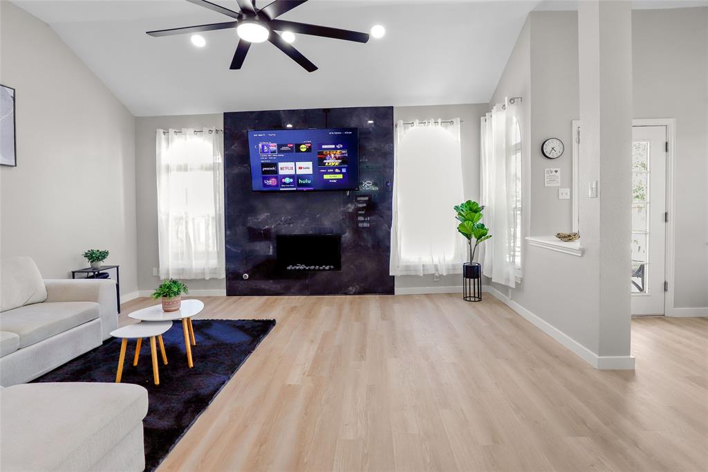 Country Meadow Ph 2-A - Residential Lease