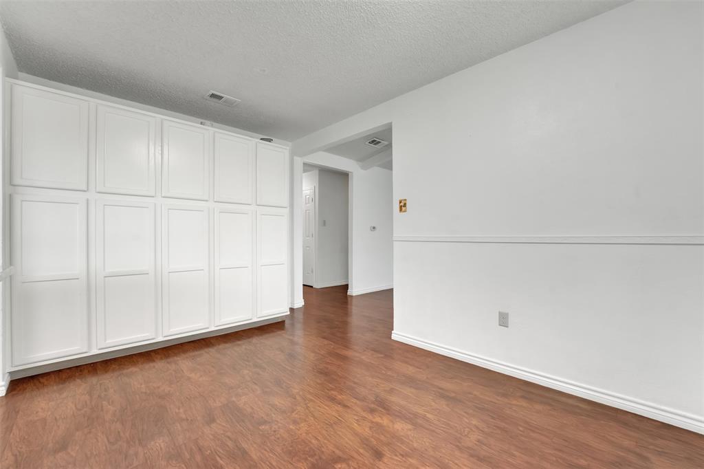 MAYFIELD GARDENS - Residential