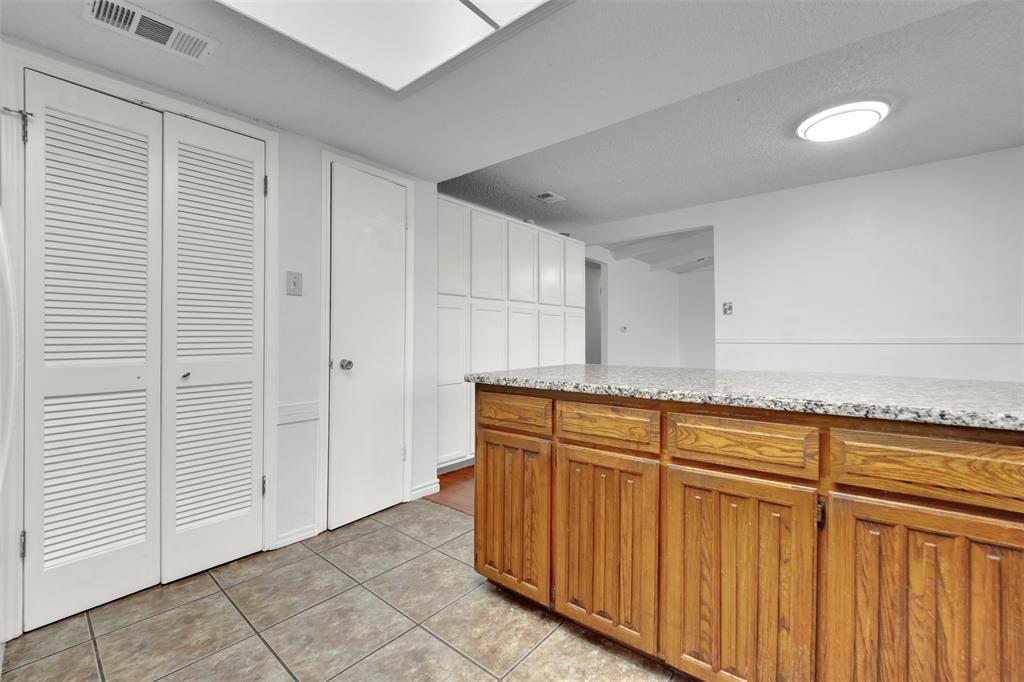 MAYFIELD GARDENS - Residential
