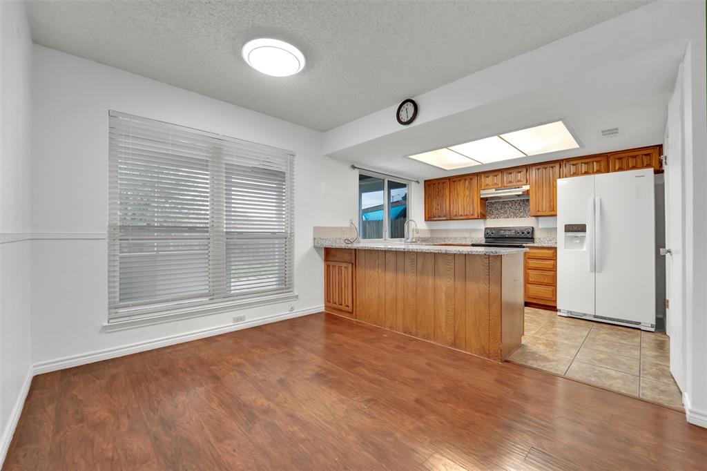 MAYFIELD GARDENS - Residential