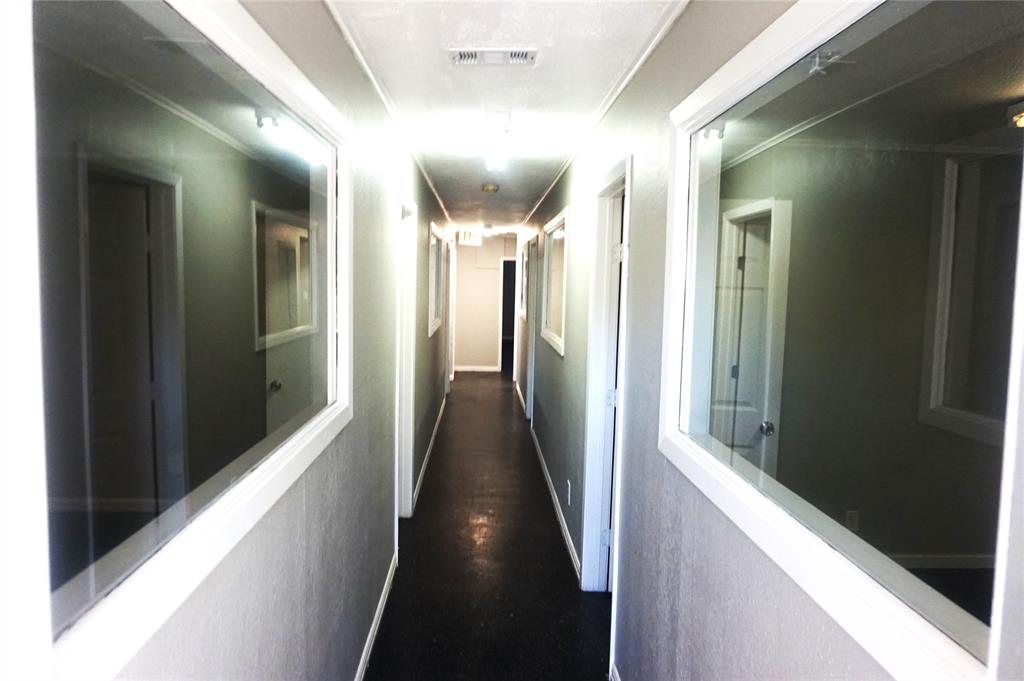 Dumas J P Add - Commercial Lease