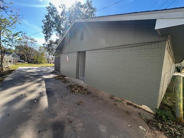 Dumas J P Add - Commercial Lease