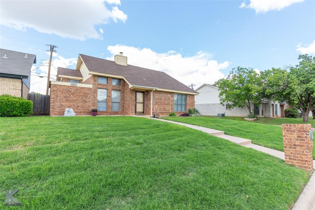 3202 Chimney Circle