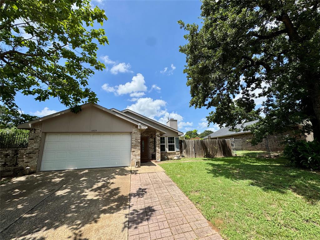 10823 Addie Road
