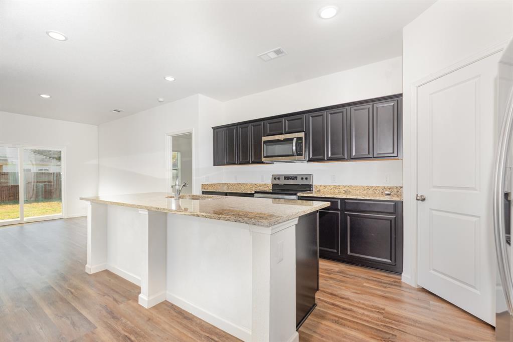 CRESTRIDGE MEADOWS PHASE ONE (CLA) - Residential Lease