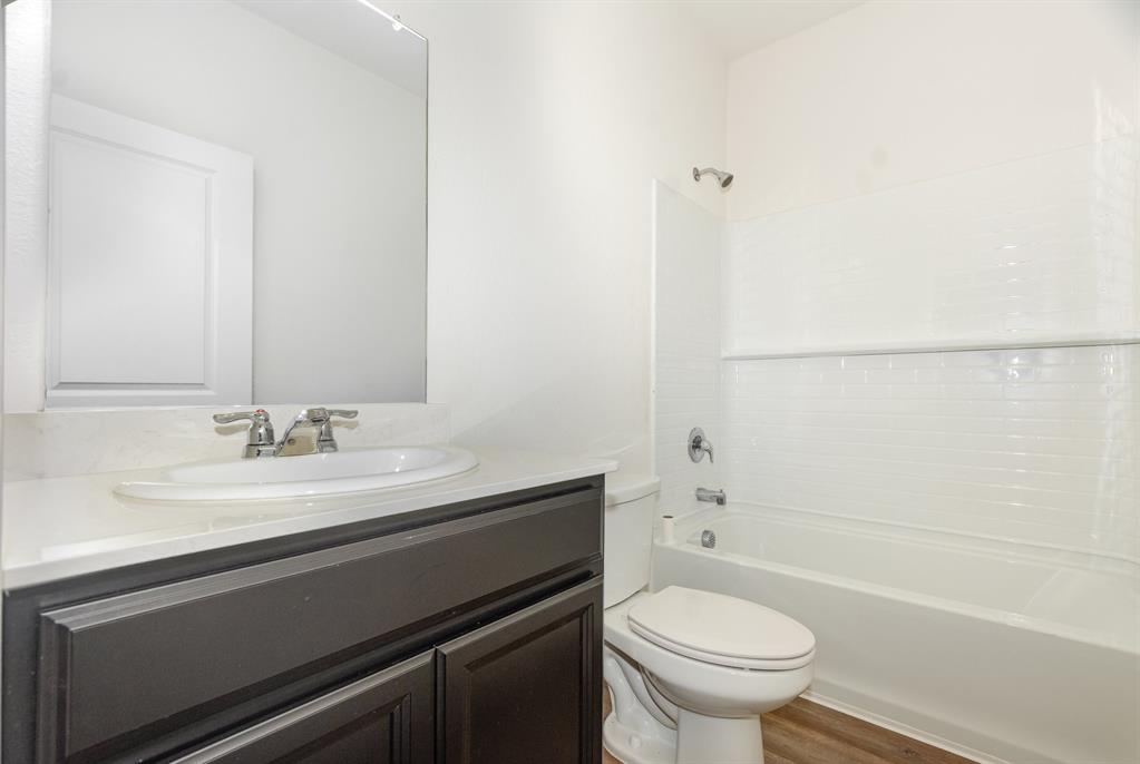 CRESTRIDGE MEADOWS PHASE ONE (CLA) - Residential Lease