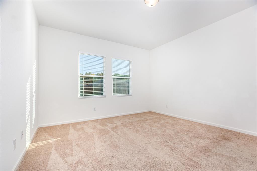 CRESTRIDGE MEADOWS PHASE ONE (CLA) - Residential Lease