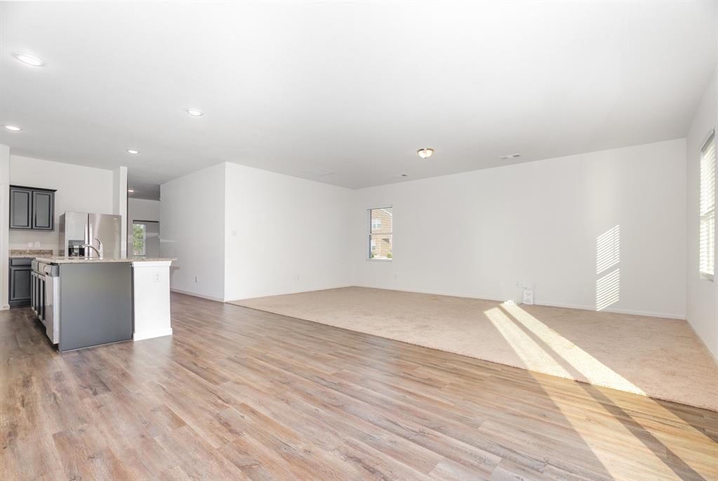 CRESTRIDGE MEADOWS PHASE ONE (CLA) - Residential Lease