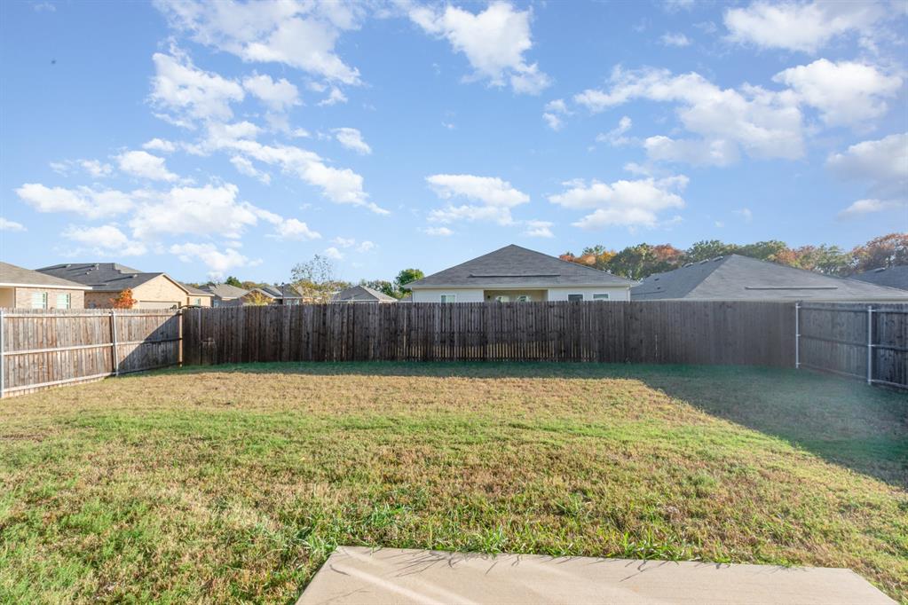 CRESTRIDGE MEADOWS PHASE ONE (CLA) - Residential Lease