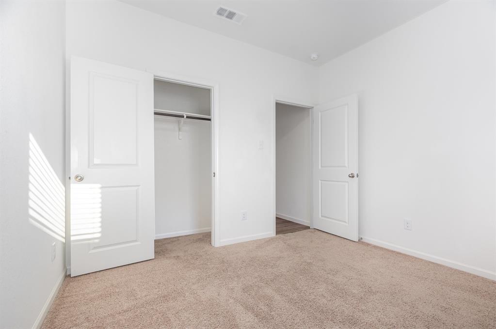 CRESTRIDGE MEADOWS PHASE ONE (CLA) - Residential Lease