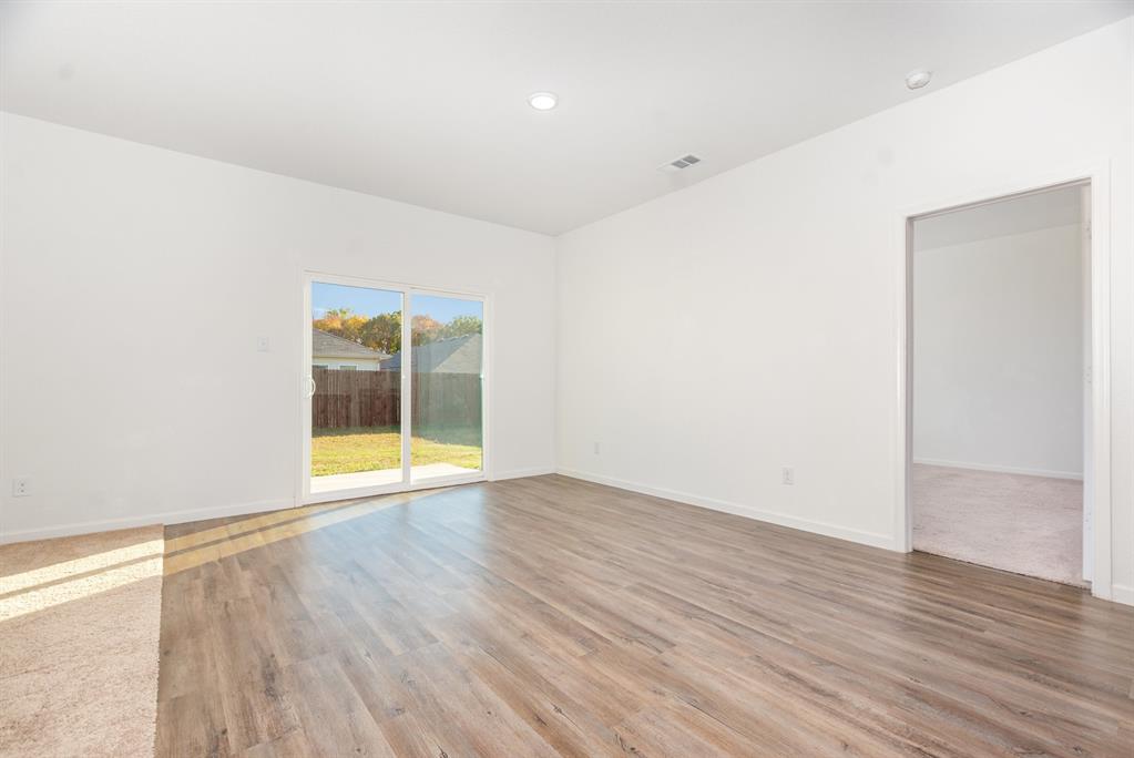 CRESTRIDGE MEADOWS PHASE ONE (CLA) - Residential Lease