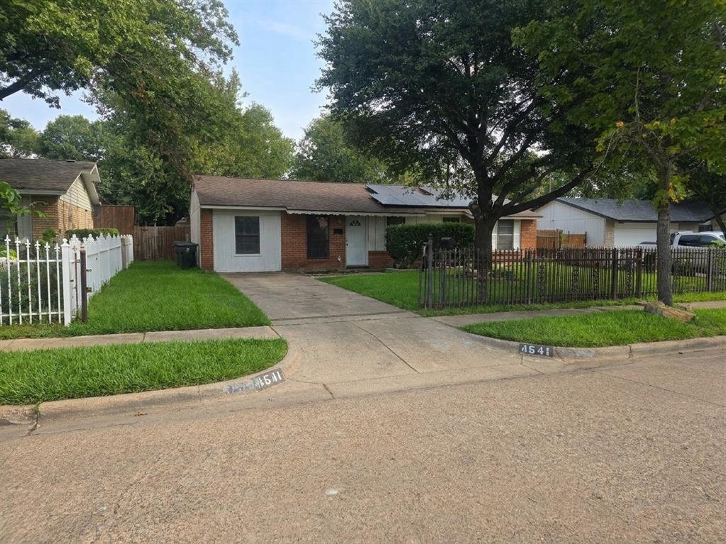 4641 Silver Lake Drive
