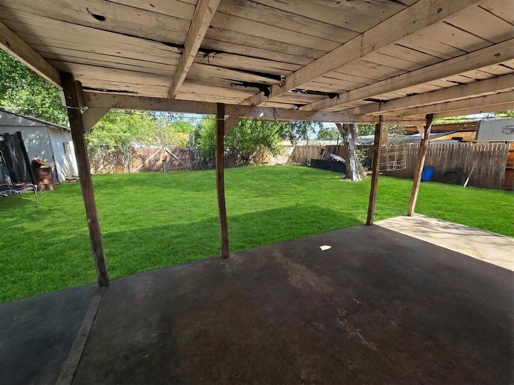 4641 Silver Lake Drive