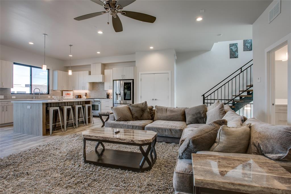 DALLAS LAND AND LOAN 2 - Residential