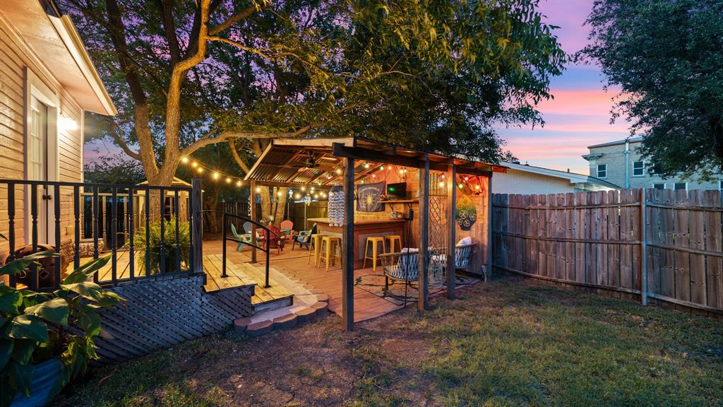 L Dunnegan - Residential