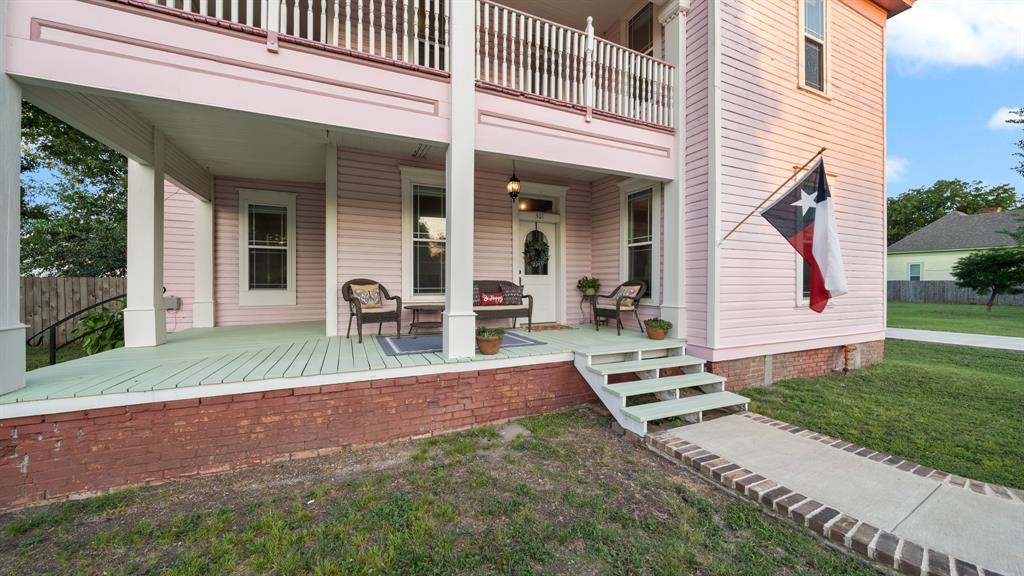 L Dunnegan - Residential