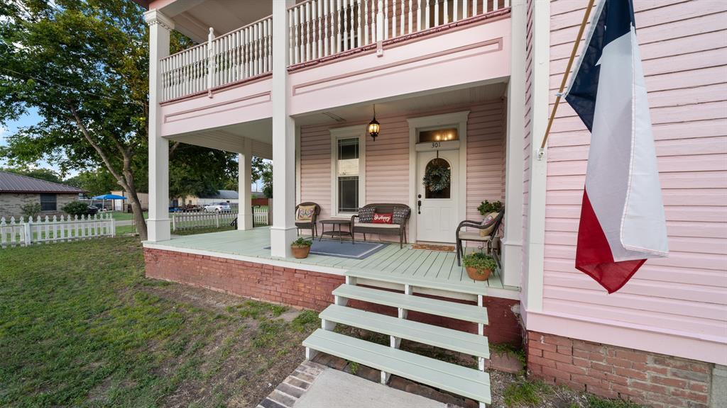 L Dunnegan - Residential