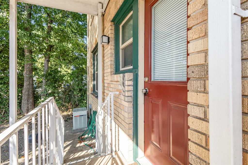 Hughes H G - Residential Lease