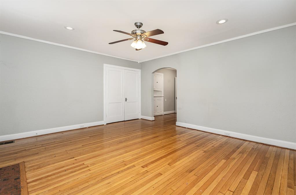 Hughes H G - Residential Lease