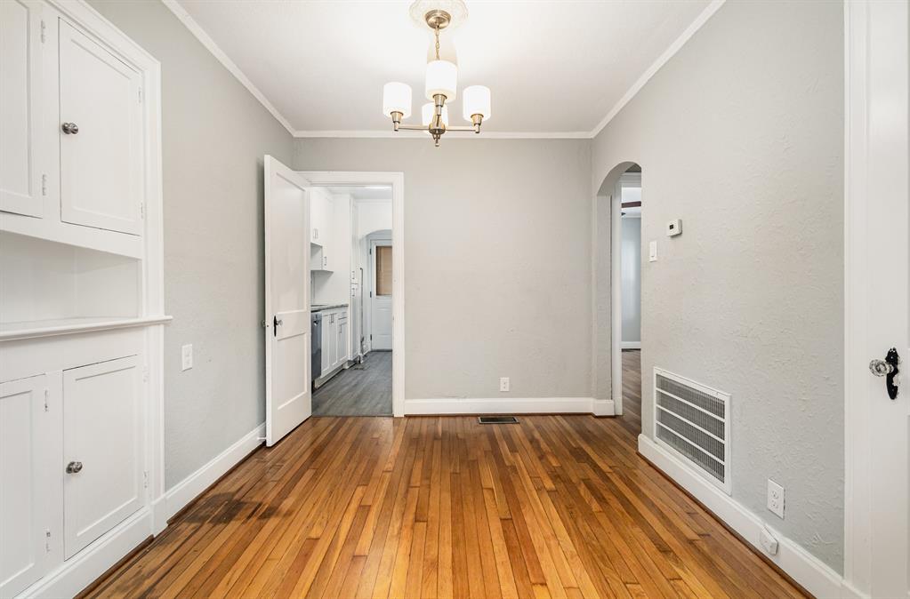 Hughes H G - Residential Lease