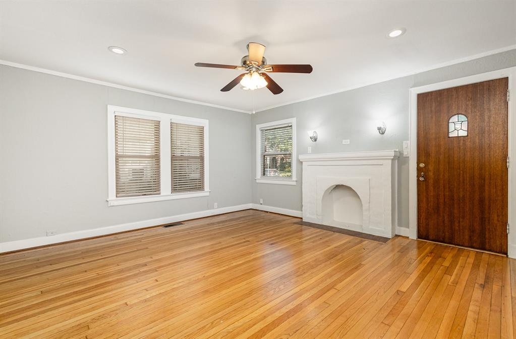 Hughes H G - Residential Lease