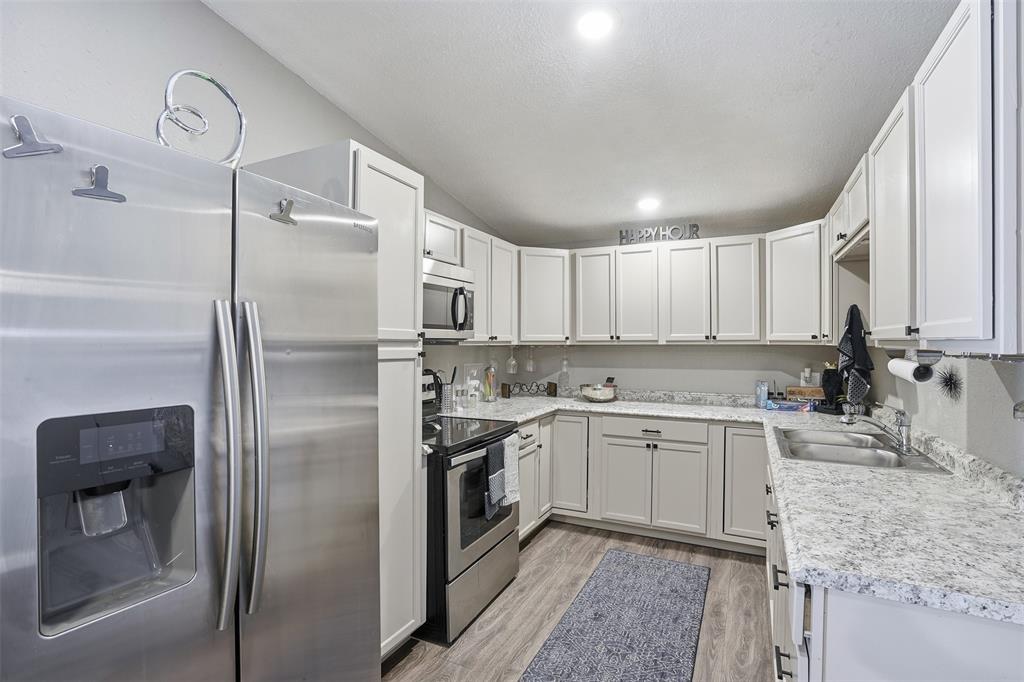 Atomic Plaza Add - Commercial Sale