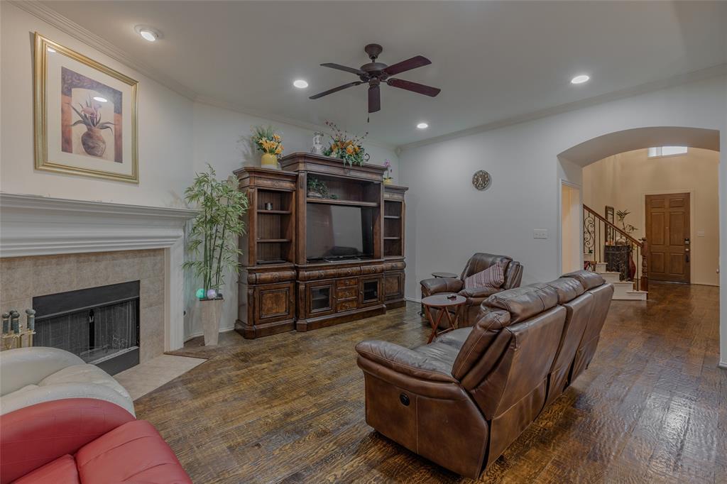 Bandera Add - Residential