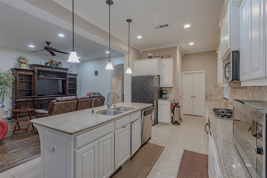 Bandera Add - Residential