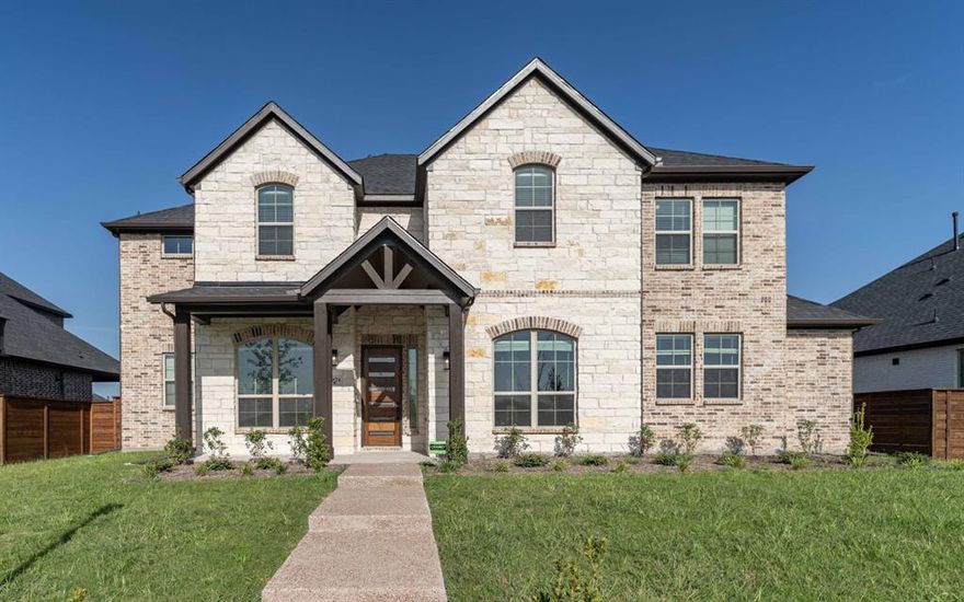 Gorgeous home in Solterra, Texas by CastleRock. This Kennedy is an inviting home complete with 5 bedrooms, 4 bathrooms & an upstairs game room!