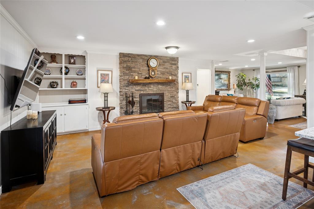 Ridglea Country Club Estates - Residential