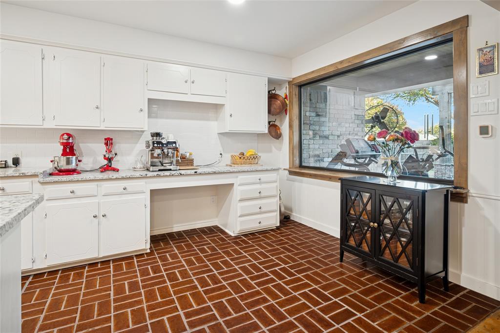 Ridglea Country Club Estates - Residential